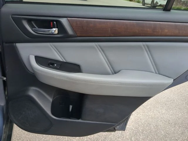 Used 2018 Blue Subaru 2.5i image 36