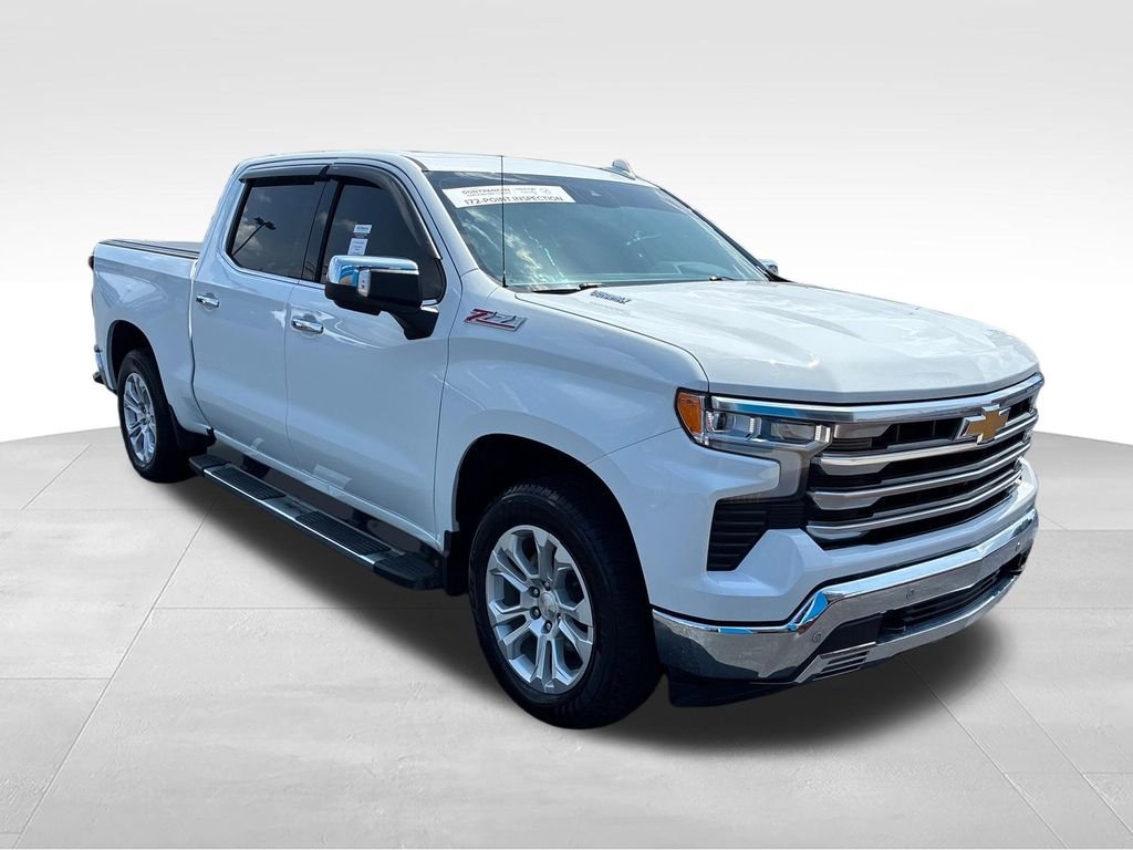 Used 2022 White Chevrolet LTZ image 7