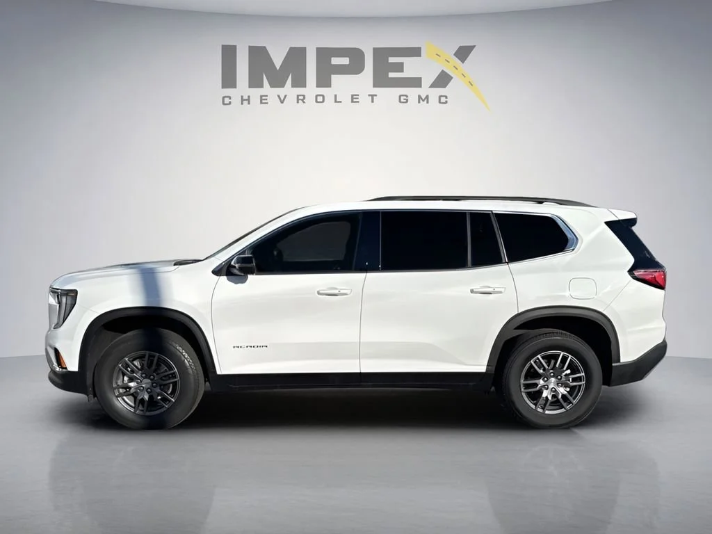 Used 2025 Summit White GMC Elevation image 2