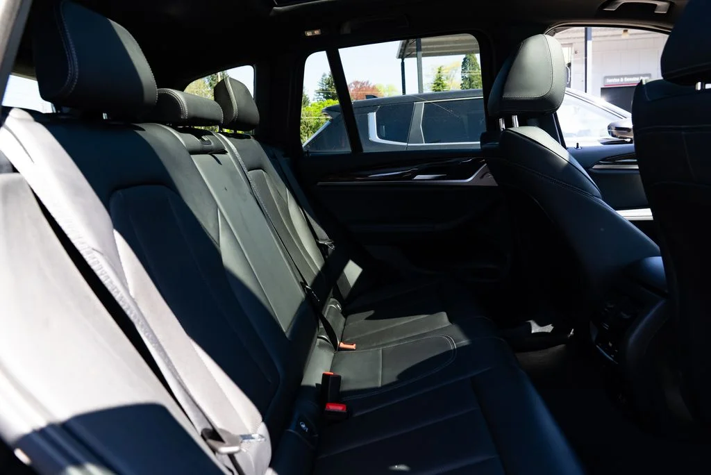 Used 2023 Black BMW xDrive30i image 21
