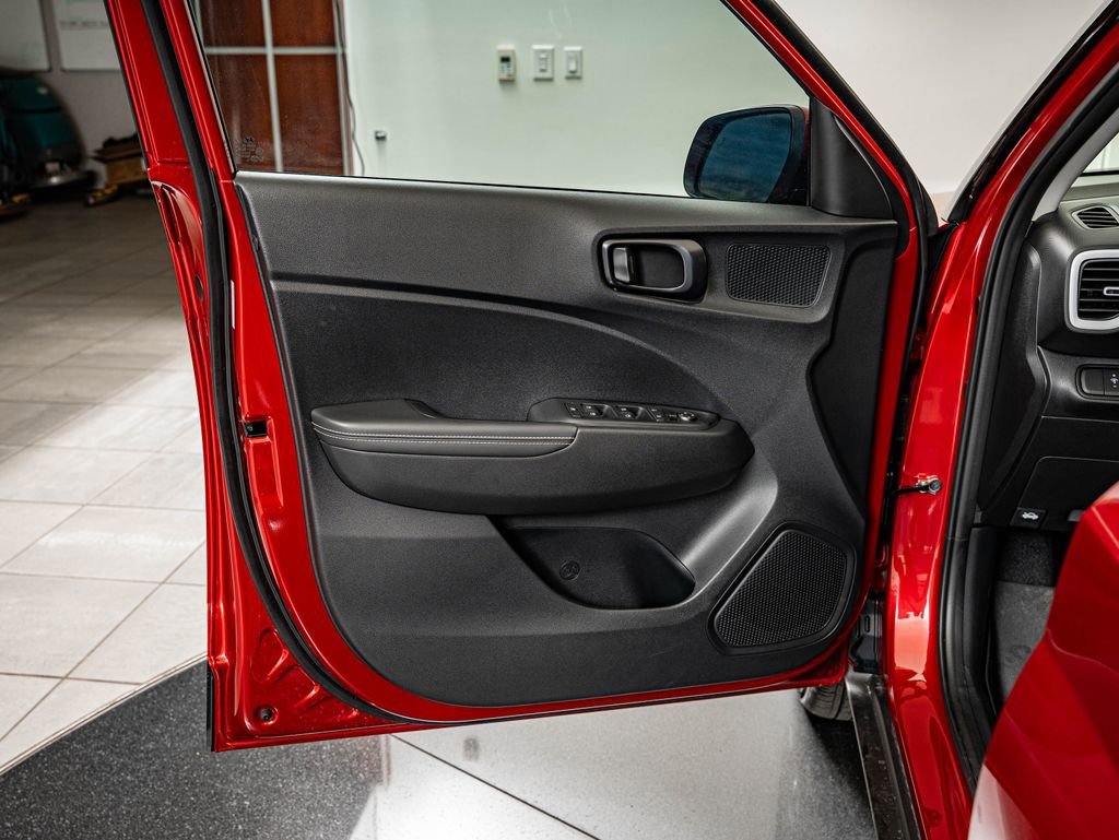 Used 2025 Ultimate Red Hyundai Limited image 17
