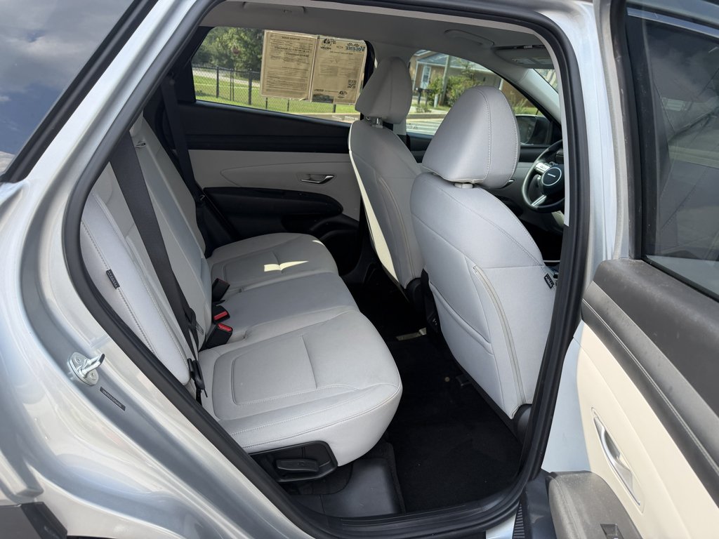Used 2025 Silver Hyundai SEL image 23