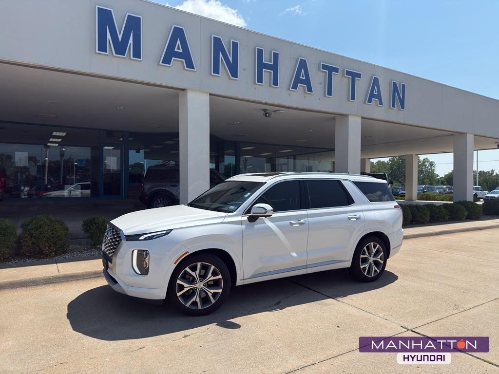 Used 2021 Hyper White Hyundai Limited image 1