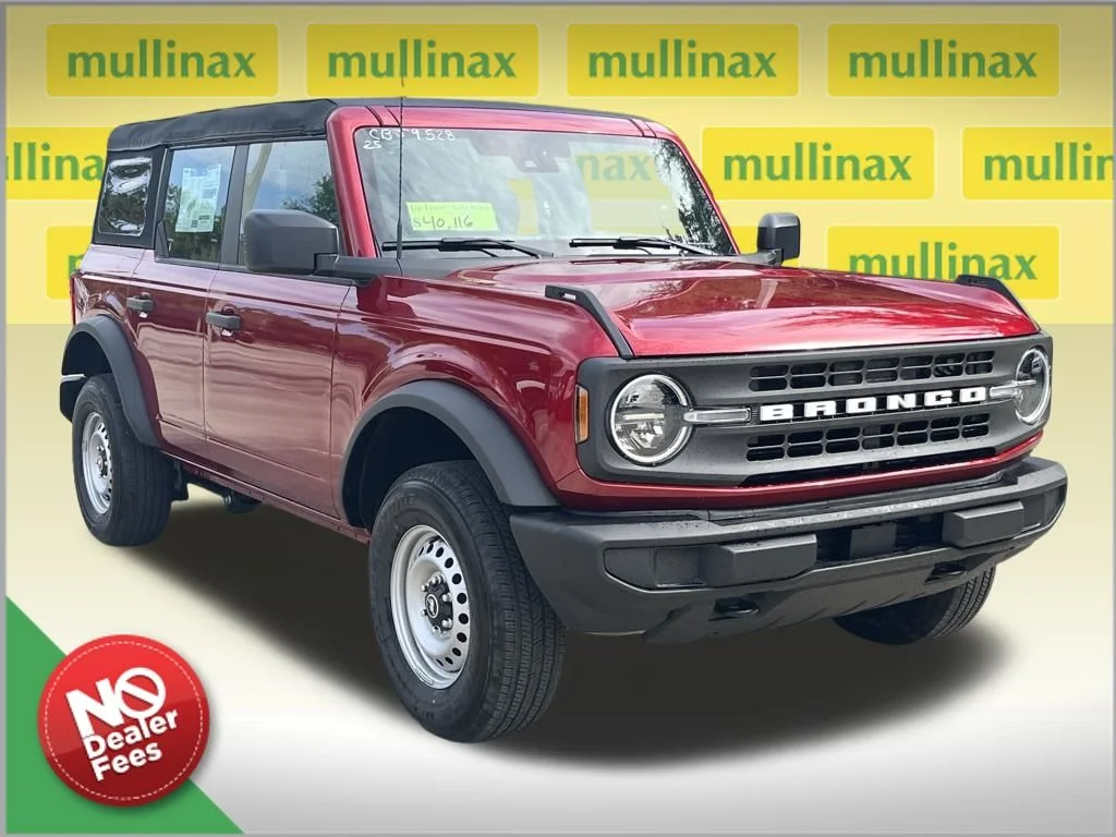 2025 Ford Bronco Base 4x4's photo