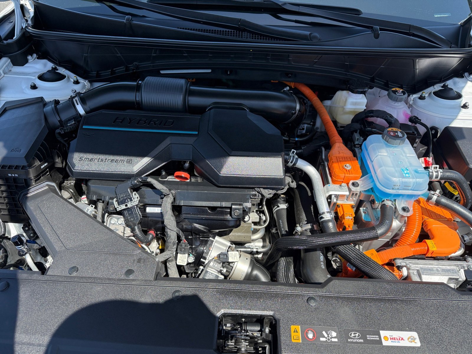 Certified Used 2025 White Pearl Hyundai SEL image 20