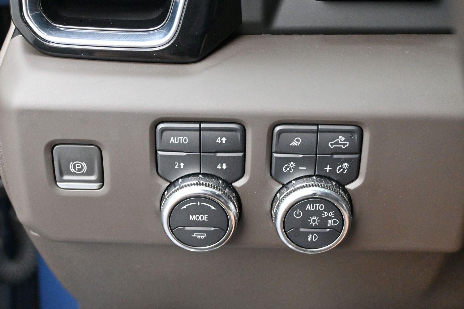 Used 2024 Downpour Metallic GMC Denali image 28