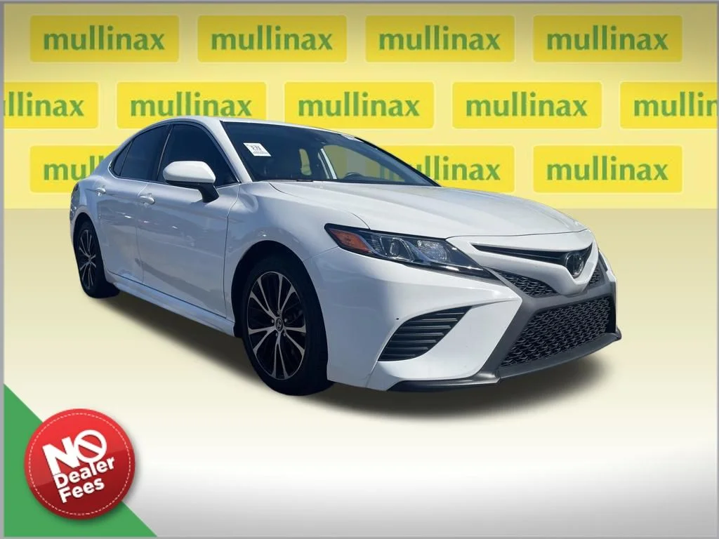 2019 Toyota Camry 2.5 Auto SE's photo
