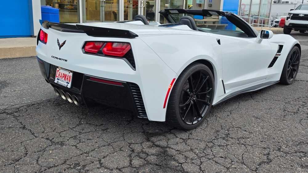 Used 2019 White Chevrolet Grand Sport 2LT image 7