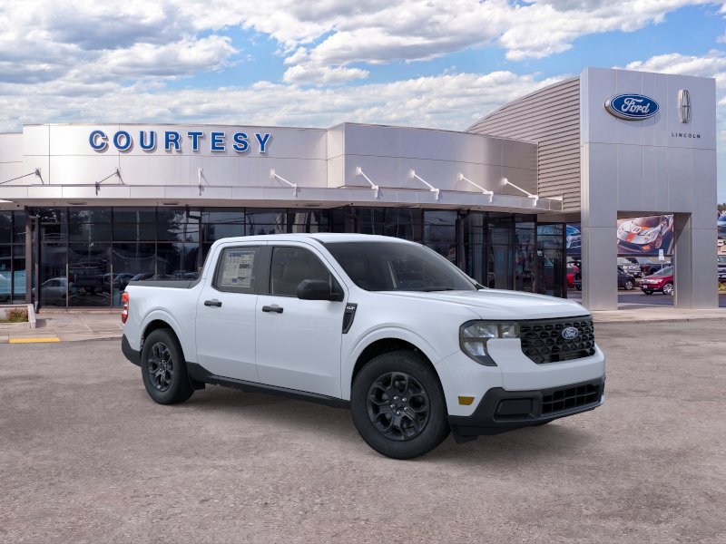 New 2026 Space White Metallic Ford XLT image 7
