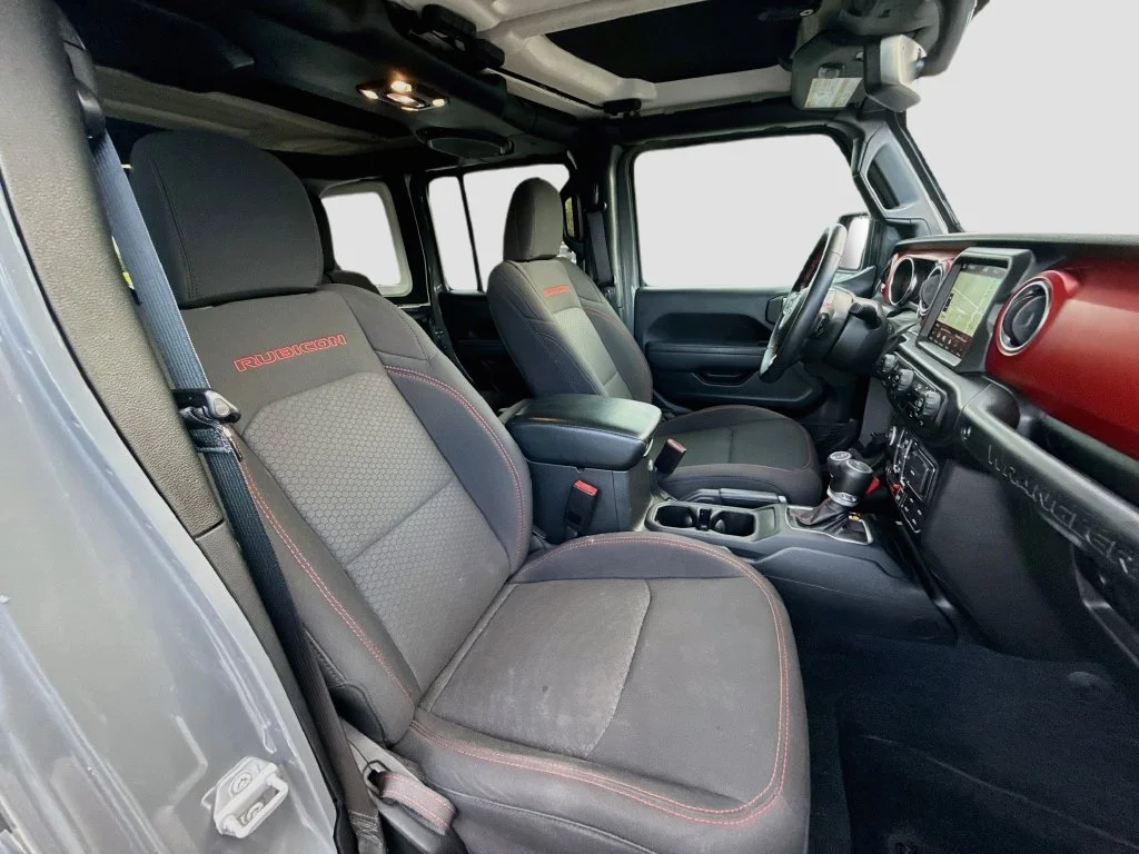 Used 2022 Gray Jeep Unlimited Rubicon image 32