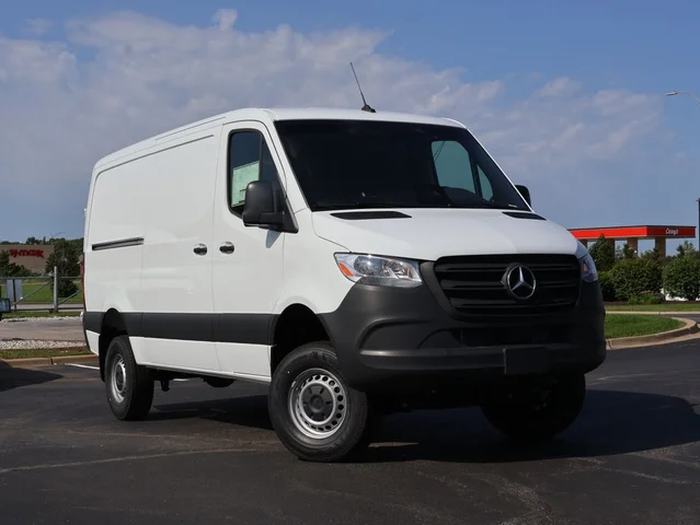 2026 Mercedes-Benz Sprinter 2500 Cargo 144 WB