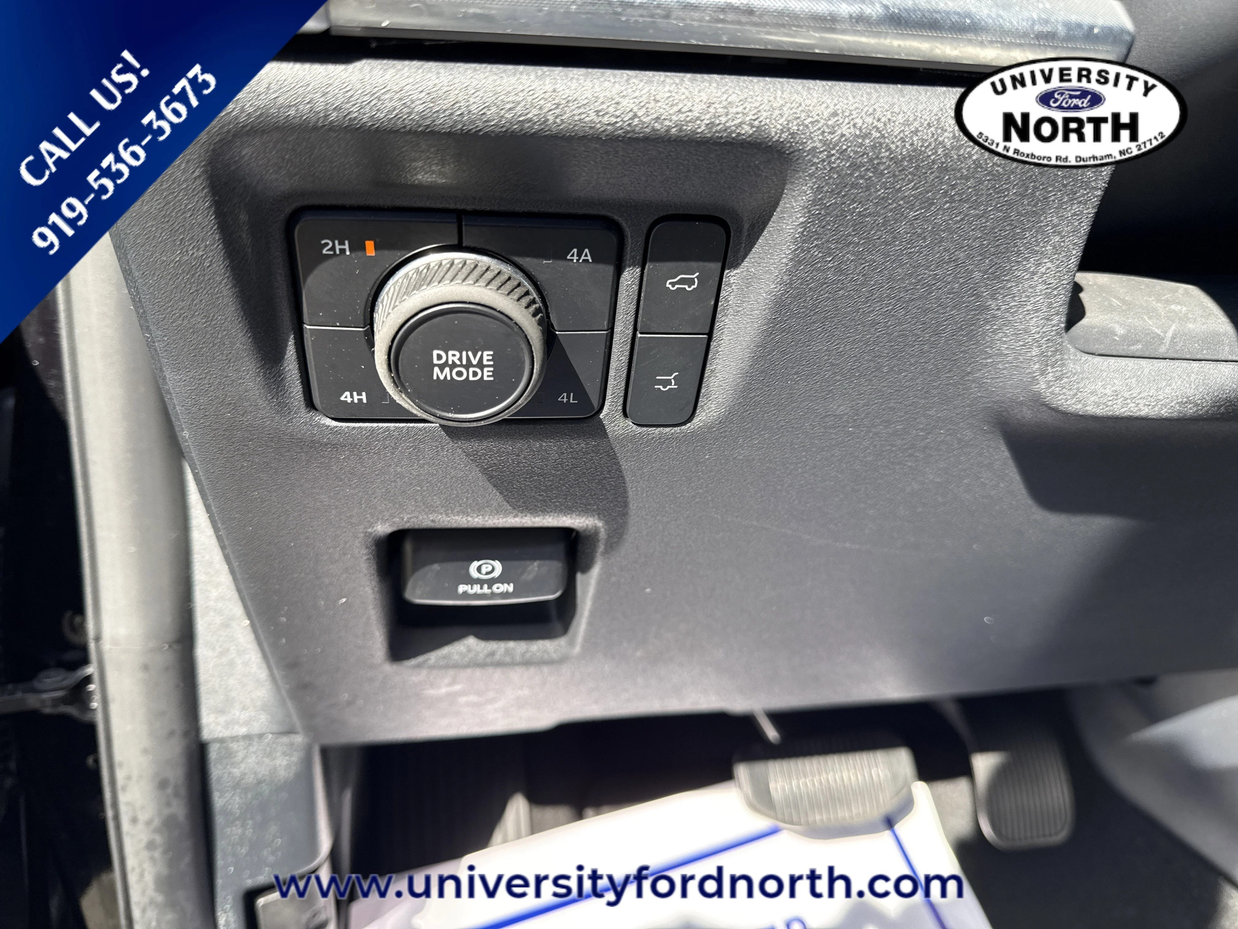 Used 2025 Agate Black Metallic Ford Platinum image 17