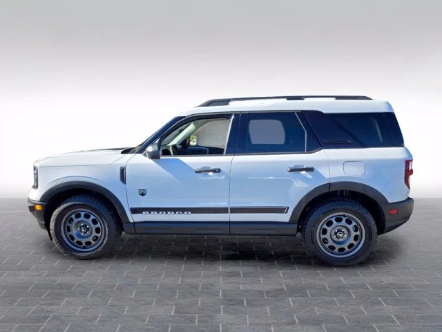 Used 2024 White Ford Big Bend image 4