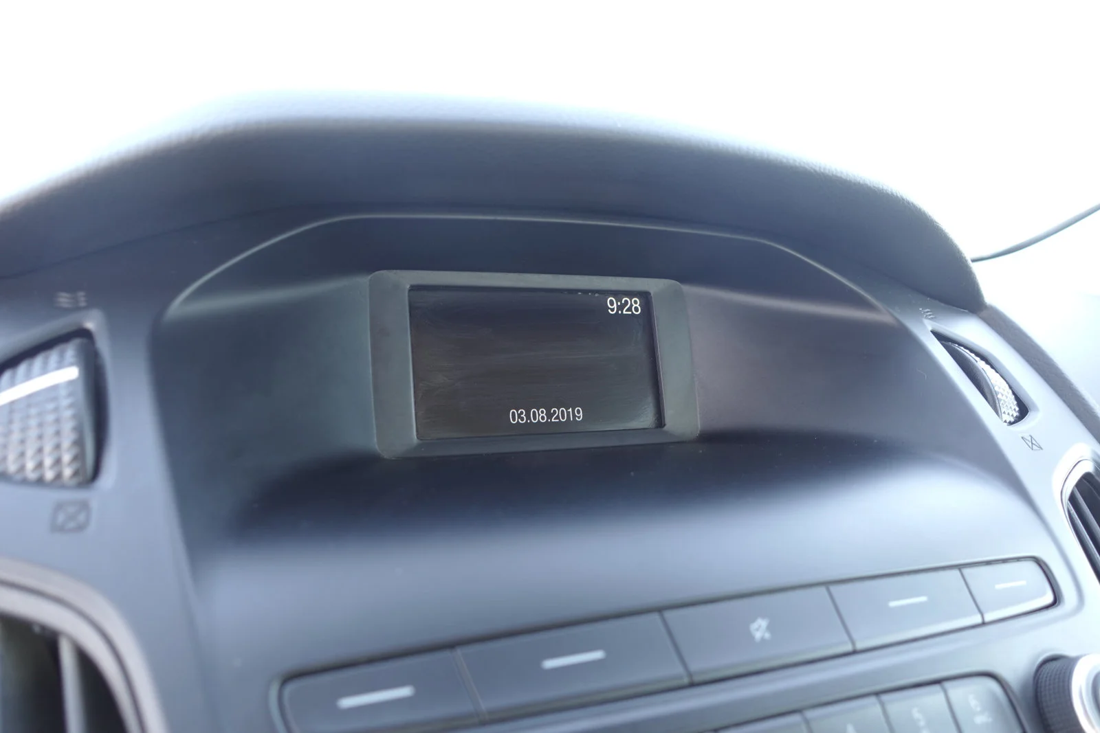 Used 2018 Oxford White Ford S image 19