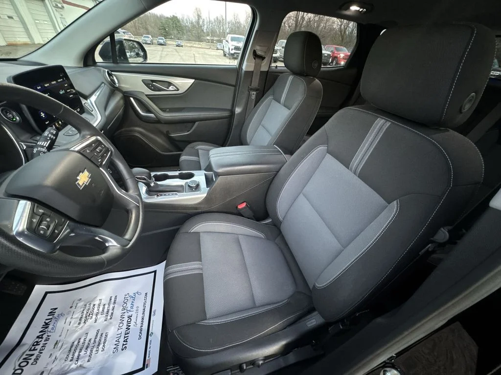 Used 2023 Black Chevrolet LT image 11