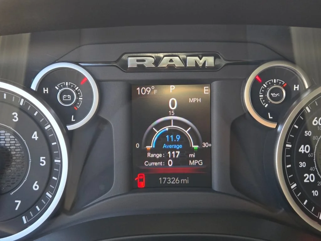 Used 2025 Bright White Clea Ram Tradesman image 18