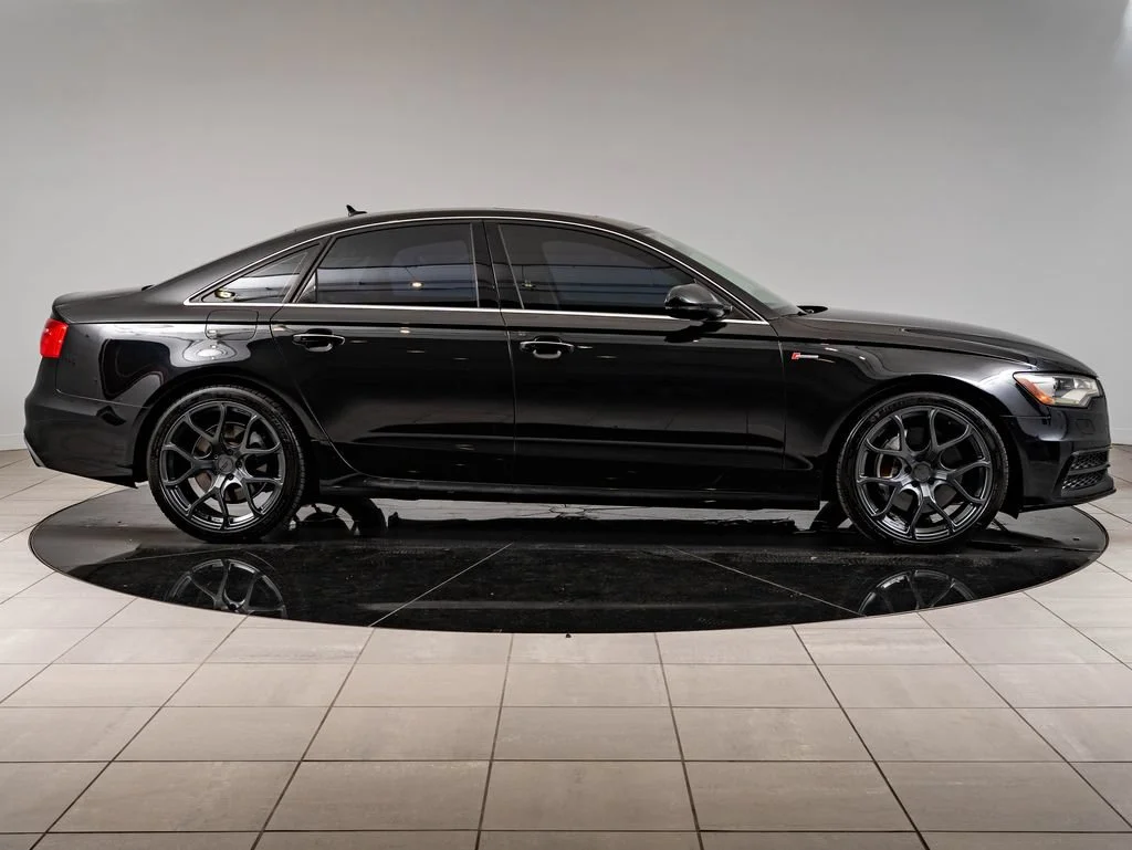 Used 2015 Phantom Black Pearl Audi 3.0T Premium Plus image 11