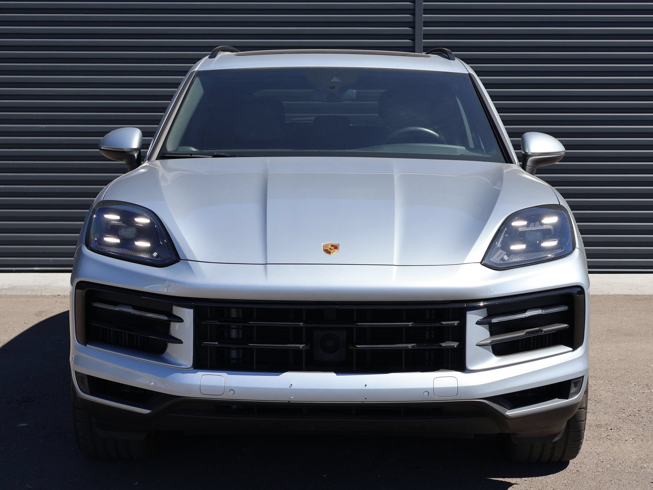 Used 2024 Dolomite Silver Metallic Porsche  image 6