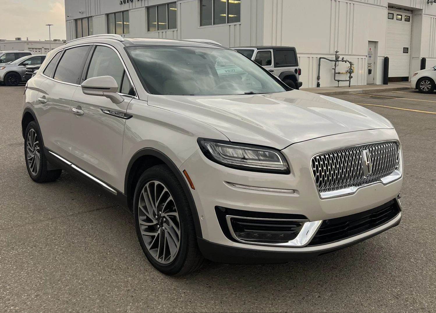 Used 2020 PEARL Lincoln RESERVE AWD **New Arrival** image 7