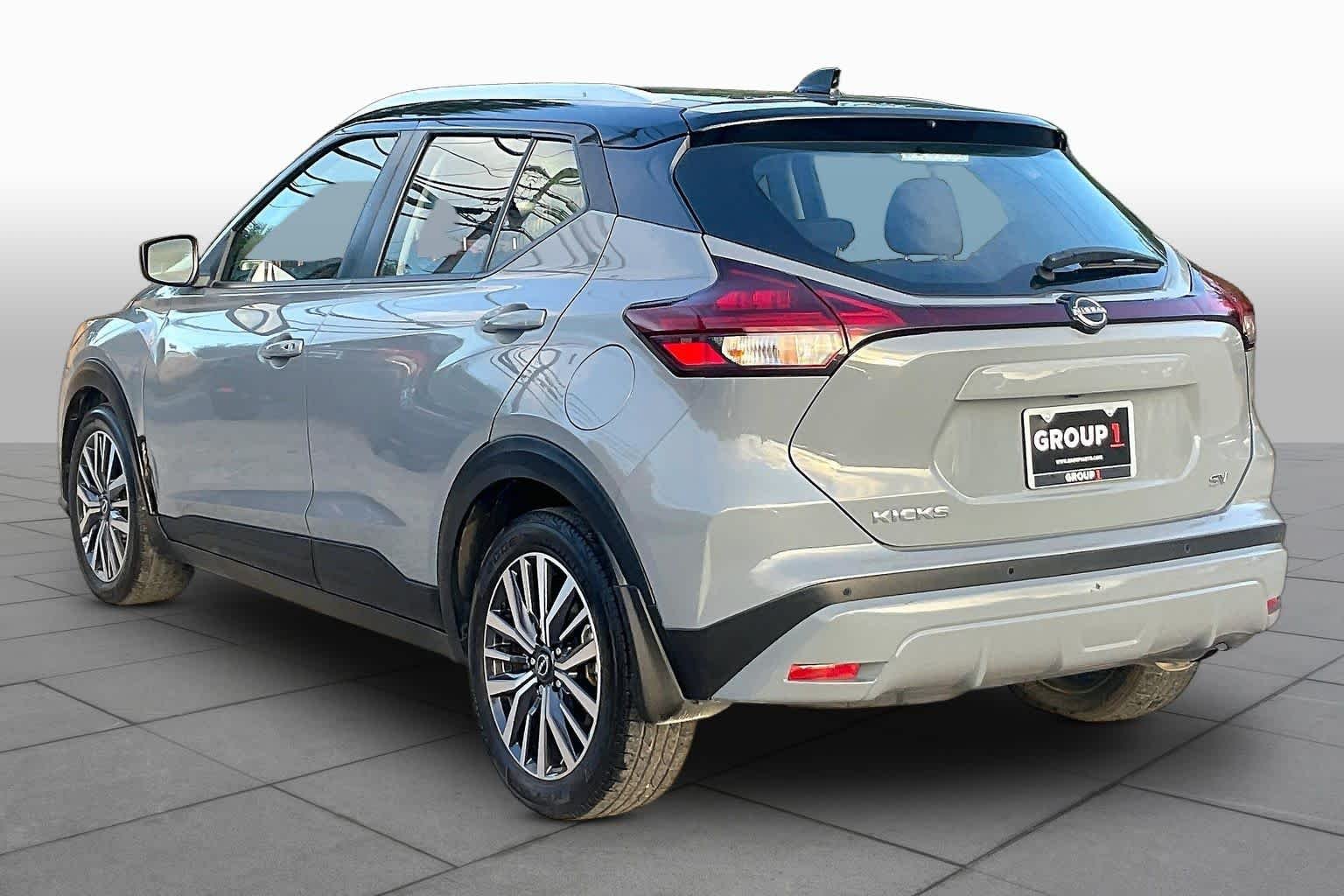 Used 2024 Gray/Super Black Nissan SV image 12