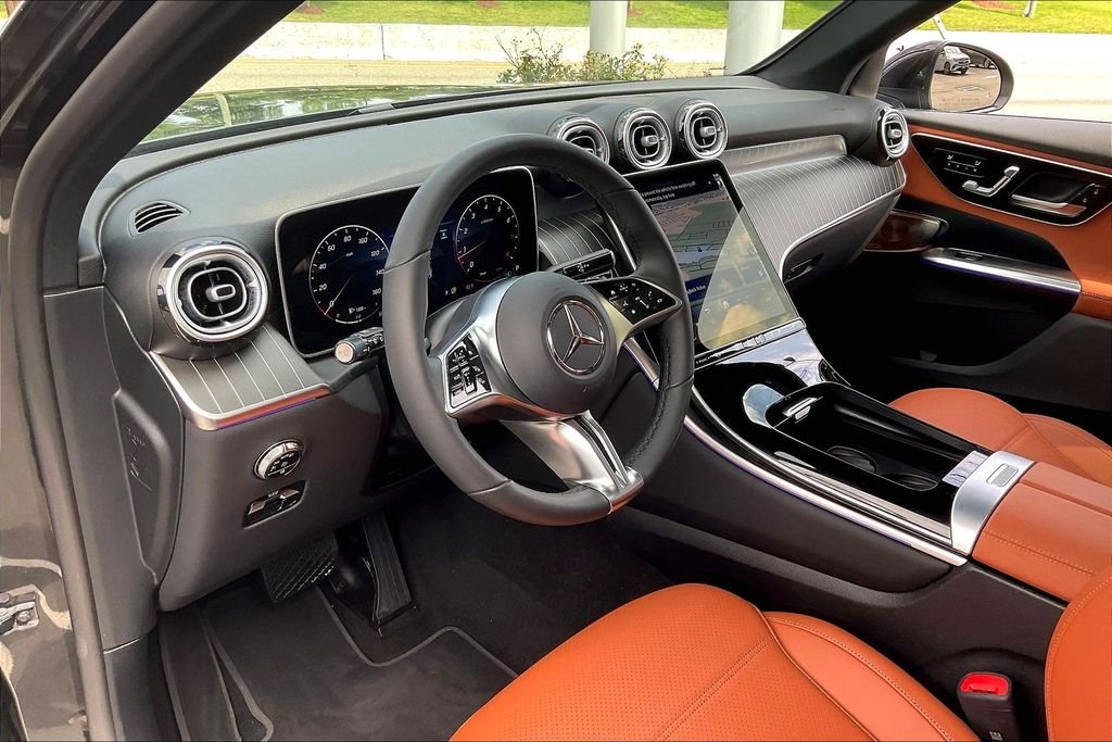 2026 Mercedes-Benz GLC Base - Photo 11