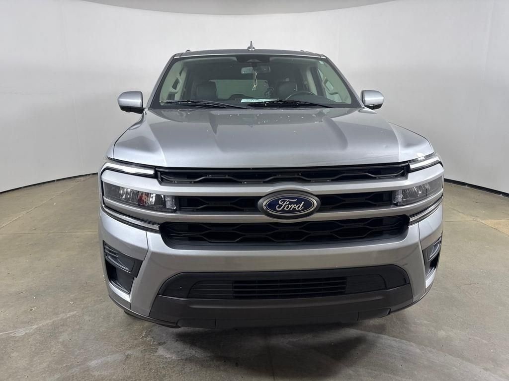 Used 2022 Silver Ford XLT image 19