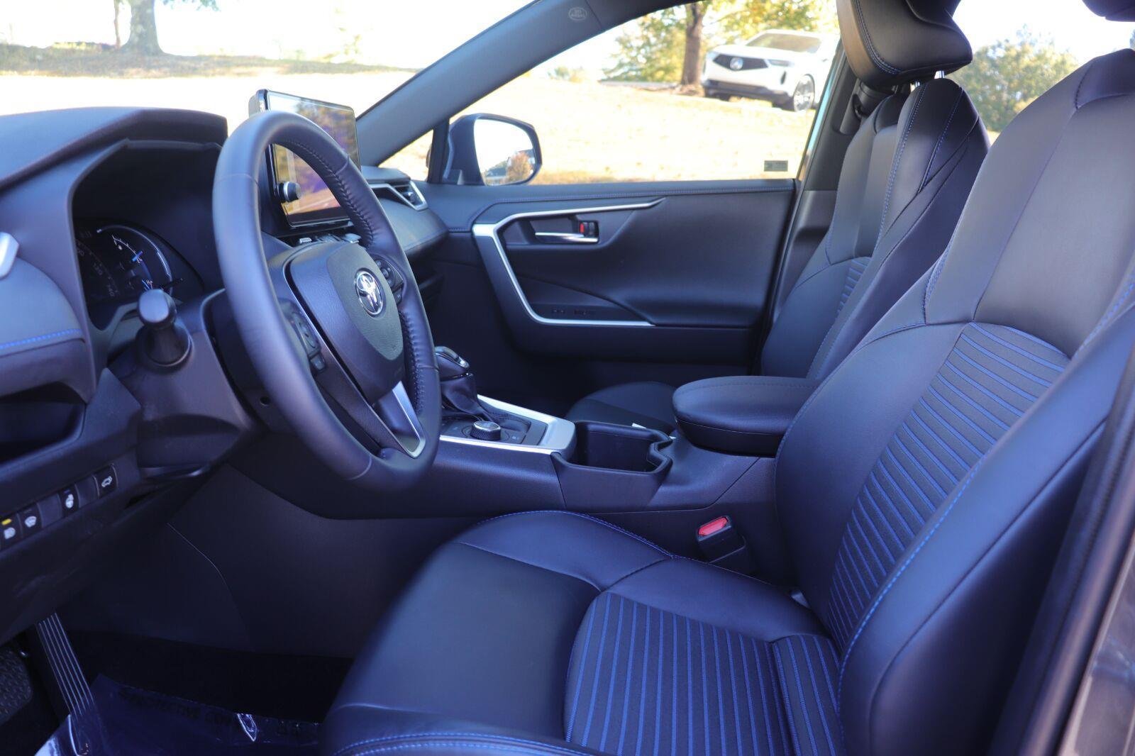 Used 2023 Silver Sky Metallic/Midnight Black Metallic Toyota XSE image 10