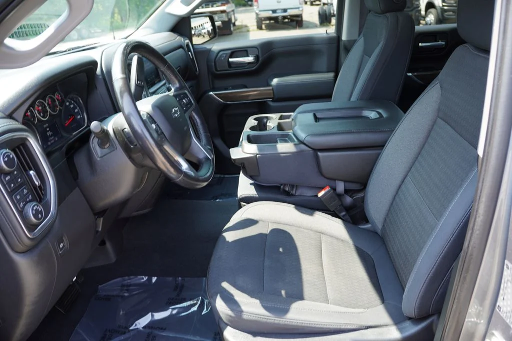 Certified Used 2019 Satin Steel Metallic Chevrolet RST image 15