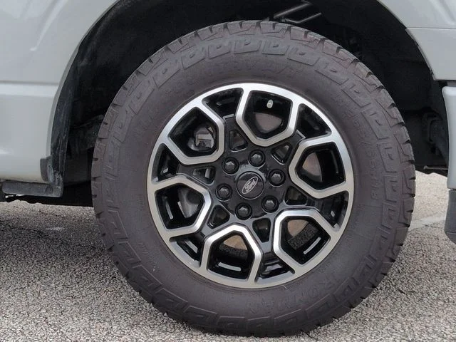 Certified Used 2023 Avalanche Ford XL image 11