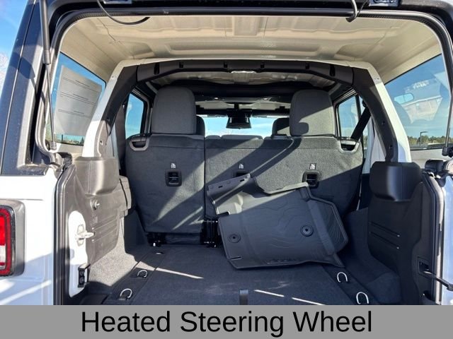 New 2026 Bright White Clear-Coat Exterior Paint Jeep Sport S image 22
