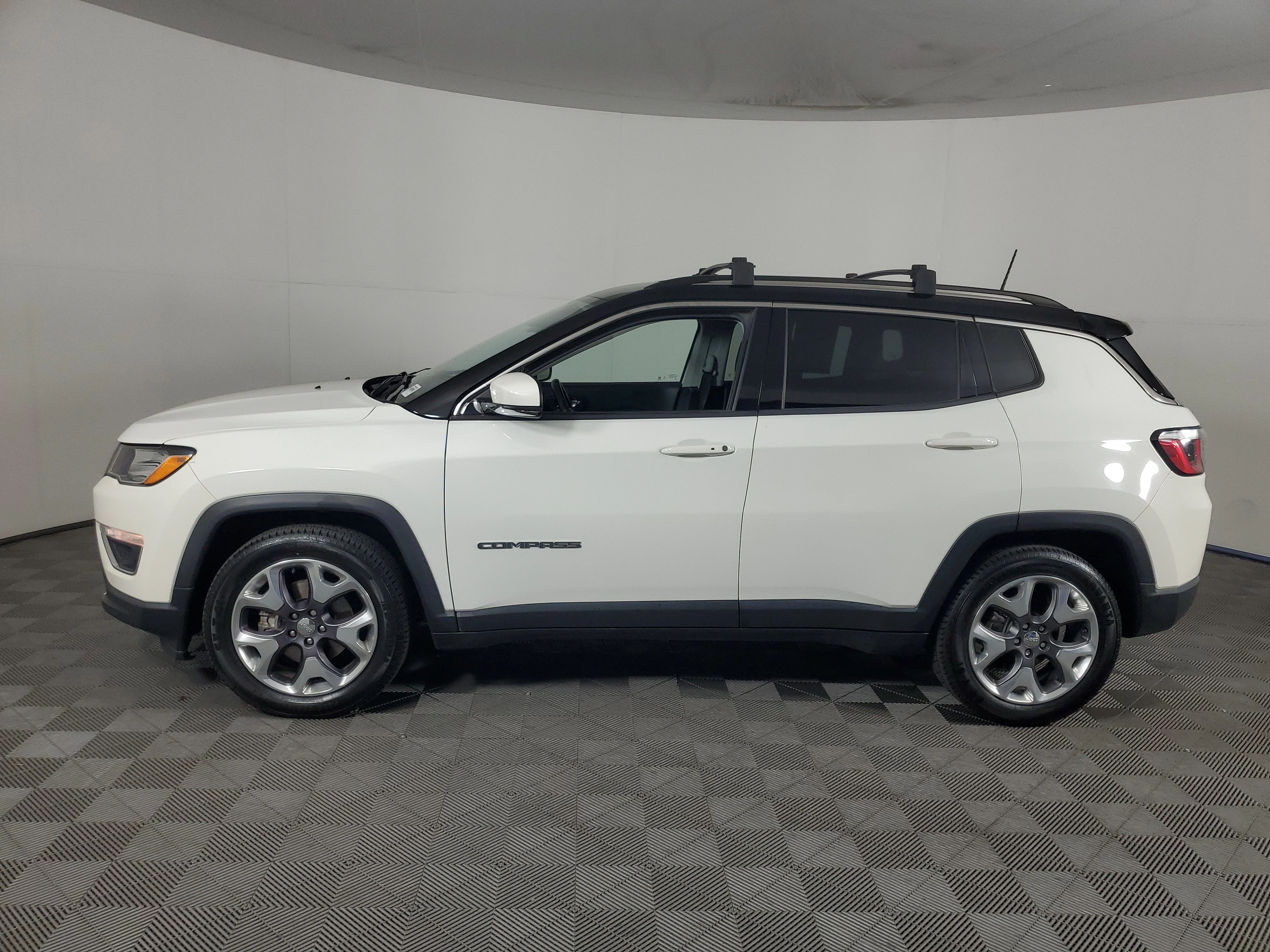 Used 2020 White Clearcoat Jeep Limited image 7