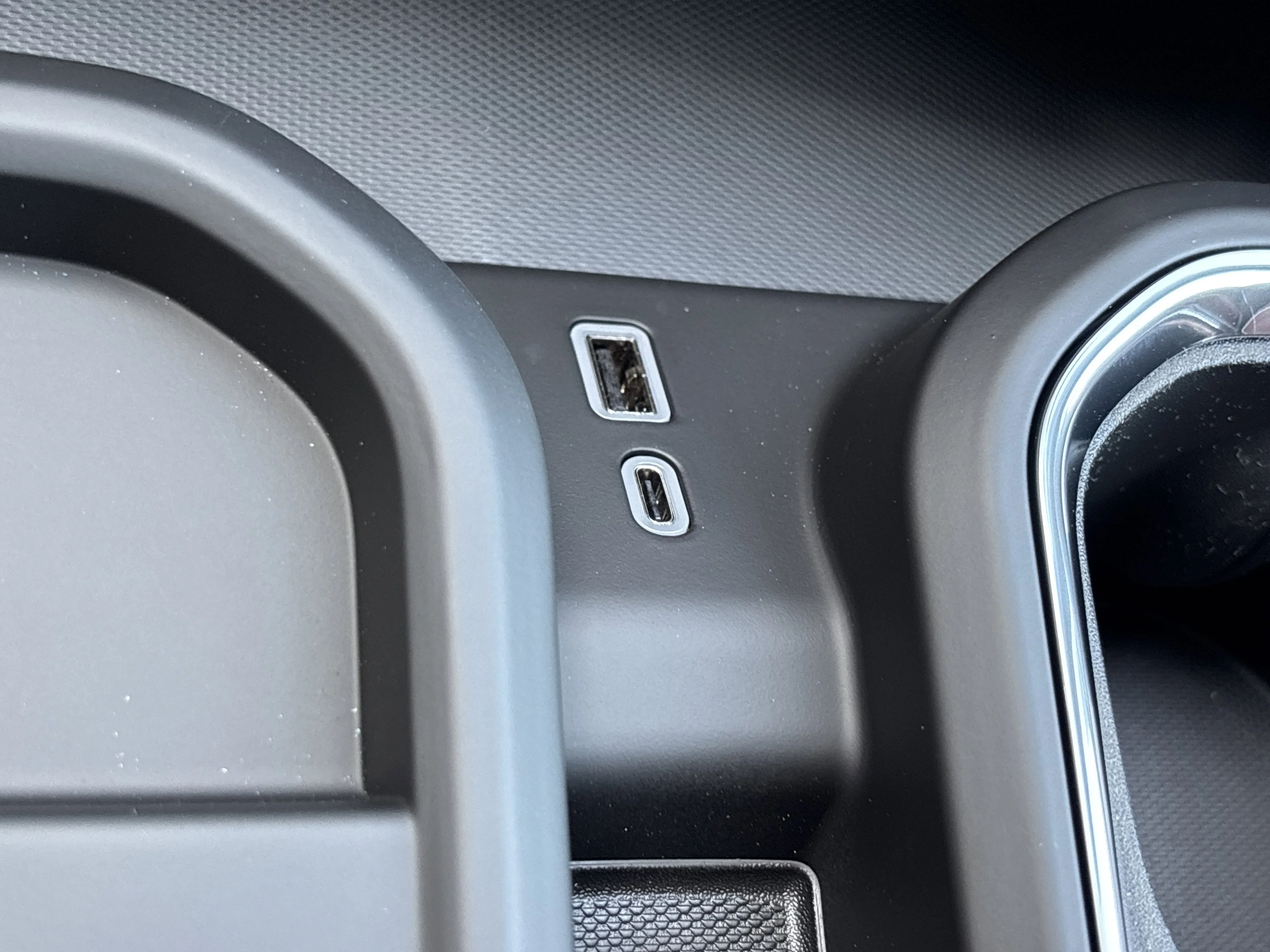2026 GMC Sierra 3500HD Denali Ultimate - Photo 47