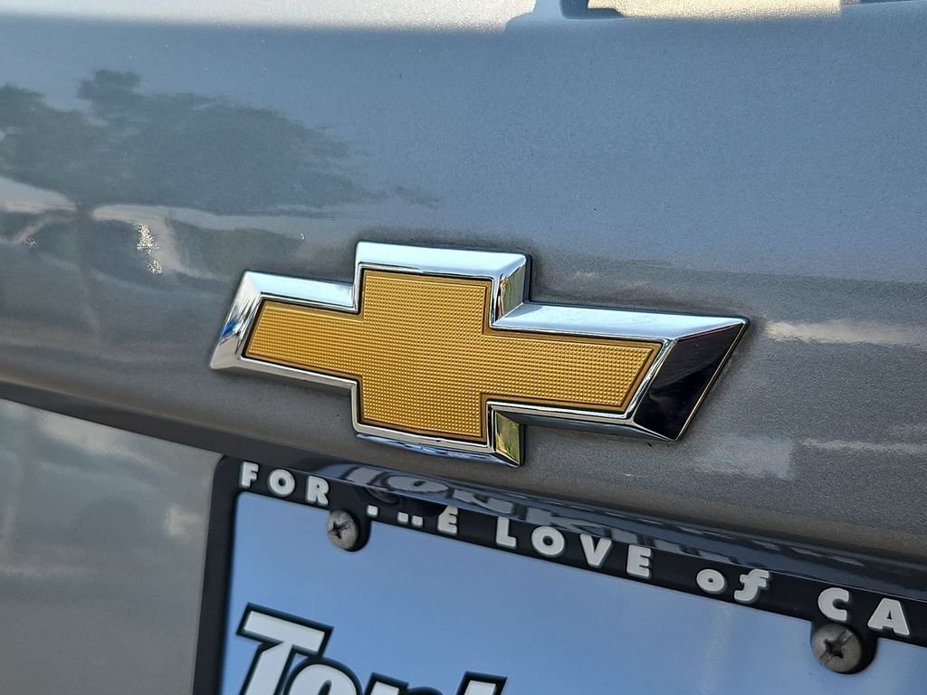 Used 2024 Gray Chevrolet LT image 25