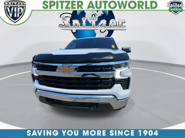 Used 2024 White Chevrolet LT image 3