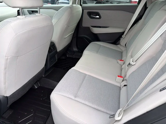 2023 Nissan Rogue SV - Photo 25