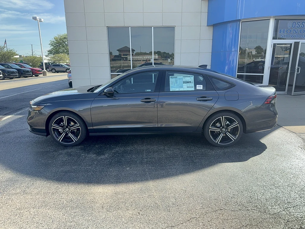 New 2026 Meteorite Gray Metallic Honda SE image 8