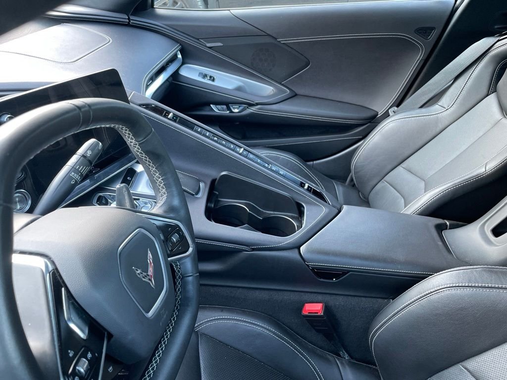 Used 2021 Yellow Metallic Chevrolet Stingray image 11