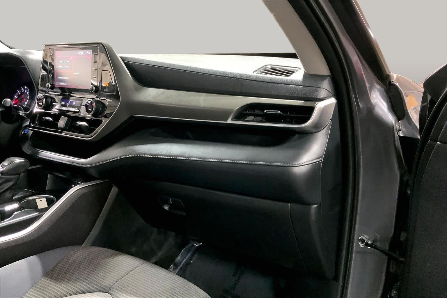 Used 2021 Magnetic Gray Metallic Toyota LE image 19