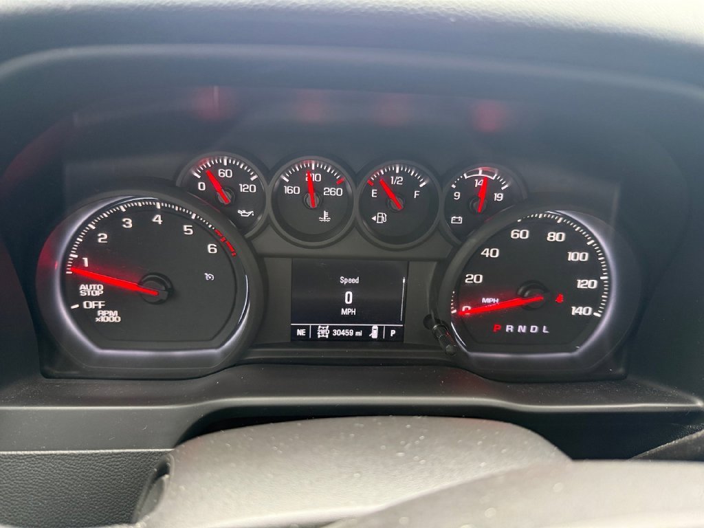 Used 2022 Red Chevrolet Custom image 15