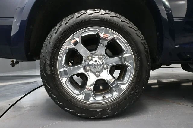 Used 2016 Blue Ram Laramie image 14