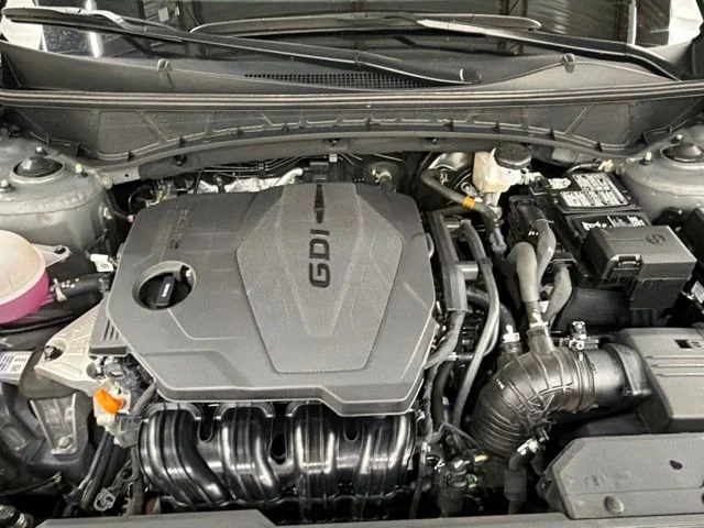 Used 2025 Gray Hyundai SEL Convenience image 26