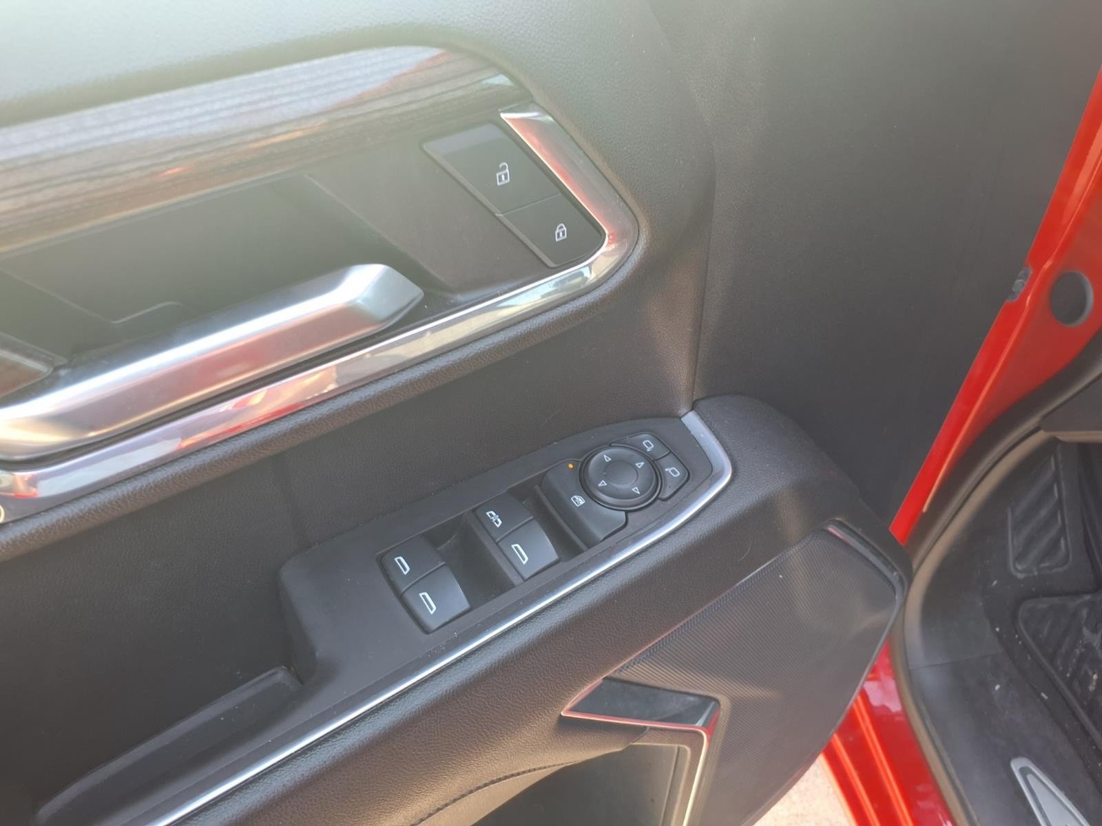 2025 Chevrolet Silverado 1500 photo 16 of 25