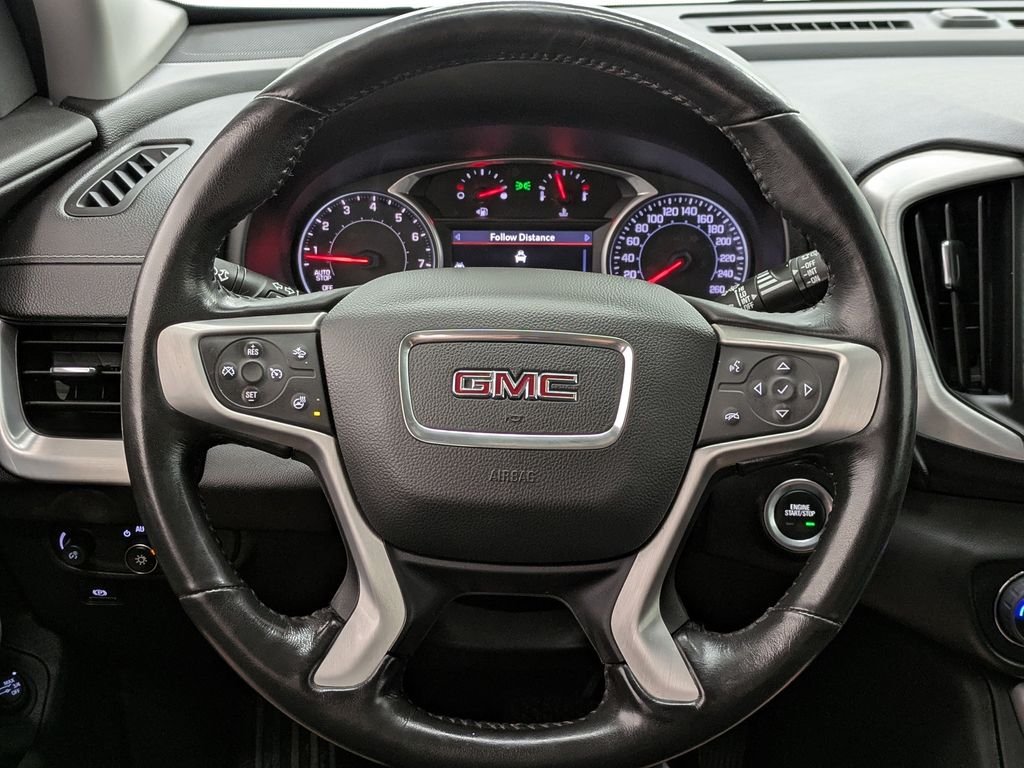 Used 2022 White GMC SLT image 36