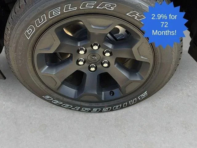 New 2026 Diamond Black Crystal Pearl-Coat Exterior Paint RAM LONE STAR image 14