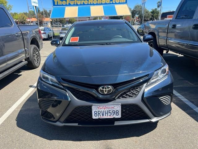Used 2020 Blue Toyota SE image 2