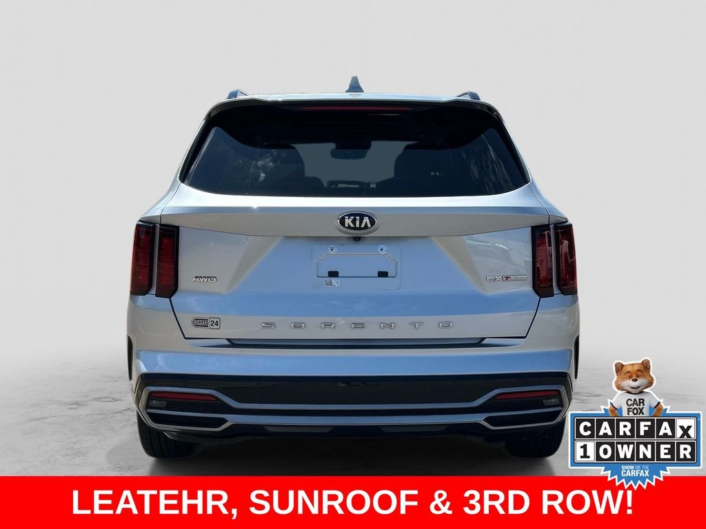 Used 2021 Silver Kia EX image 4