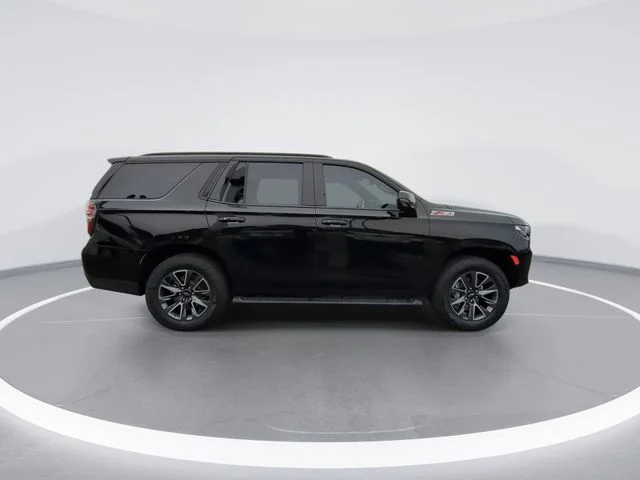 Used 2023 Black Chevrolet Z71 image 9