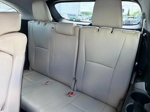 Used 2022  Toyota XLE image 23