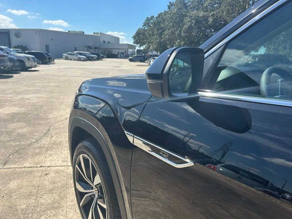 New 2026 Black Volkswagen 2.0T SEL Premium R-Line image 26