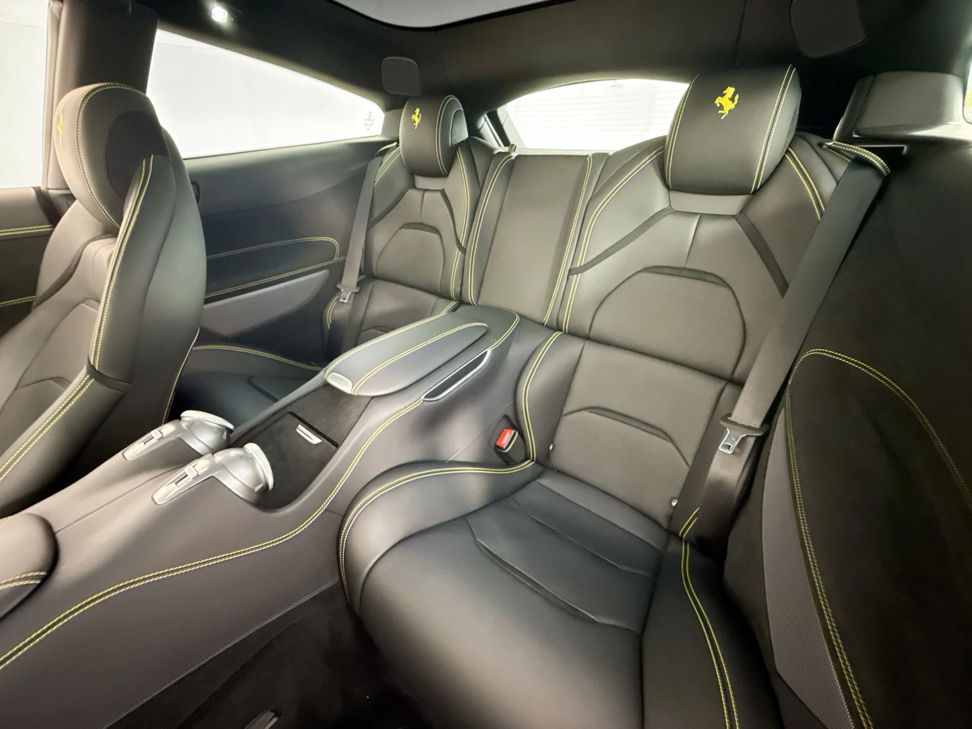 2019 Ferrari GTC4Lusso Base - Photo 19